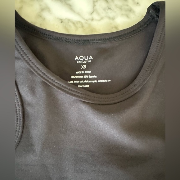 NWT Aqua Black sports bra longline cutout shoulder size XS - Picture 4 of 4